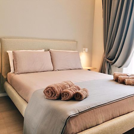 18Zero2 Luxury Rooms Bari Bagian luar foto