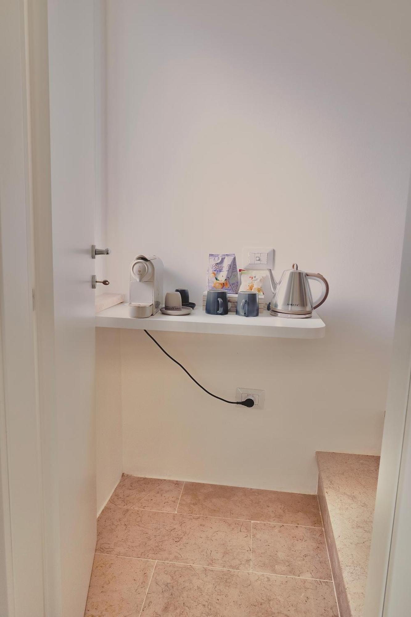18Zero2 Luxury Rooms Bari Bagian luar foto